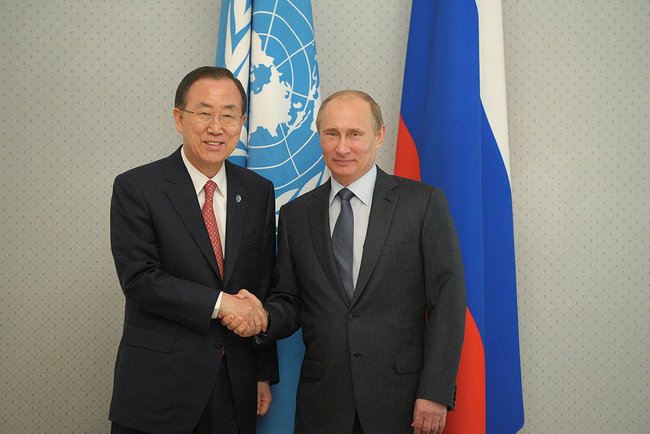 ООН не намерено направлять миротворческие войска в Украину. Генсек ООН Пан Ги Мун заявил, что отправлять миротворцев под эгидой ООН в Украину нецелесообразно.
